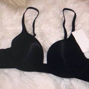 b.tempt'd by Wacoal 953272 Cotton To A Tee Plunge T-Shirt Bra UW 34B Black New